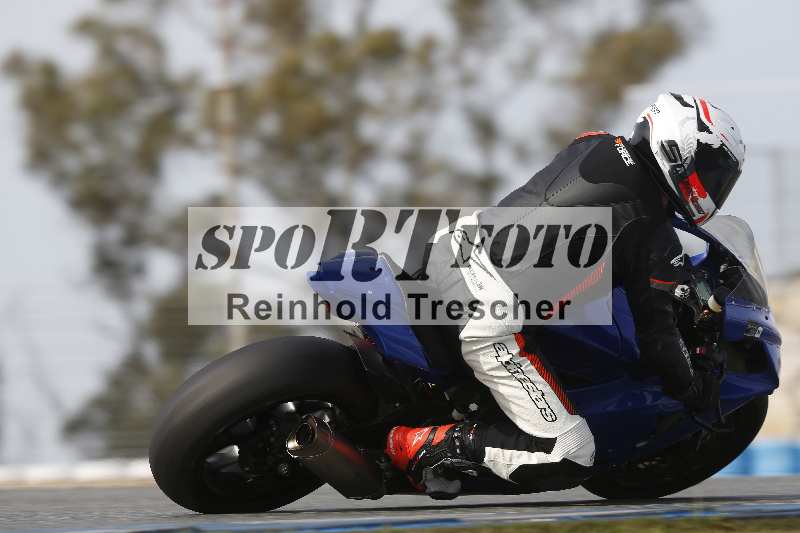 /Archiv-2024/02 29.01.-02.02.2024 Moto Center Thun Jerez/Gruppe schwarz-black/backside